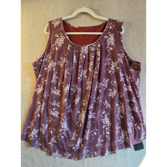 The Unbranded Brand Tops - NWT Micoson women's XXL floral pleated tank top boho cottagecore rust tunic